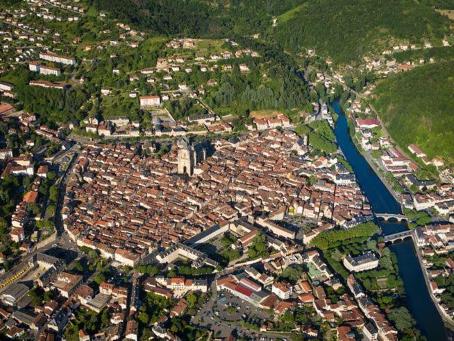 La Perle Du Rouergue Appartement Villefranche-de-Rouergue Buitenkant foto